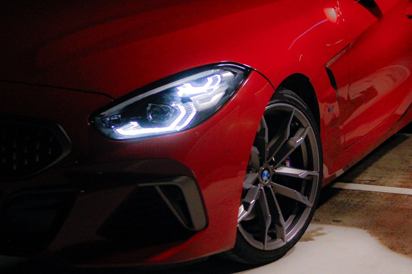BMW Z4 M40i - Red